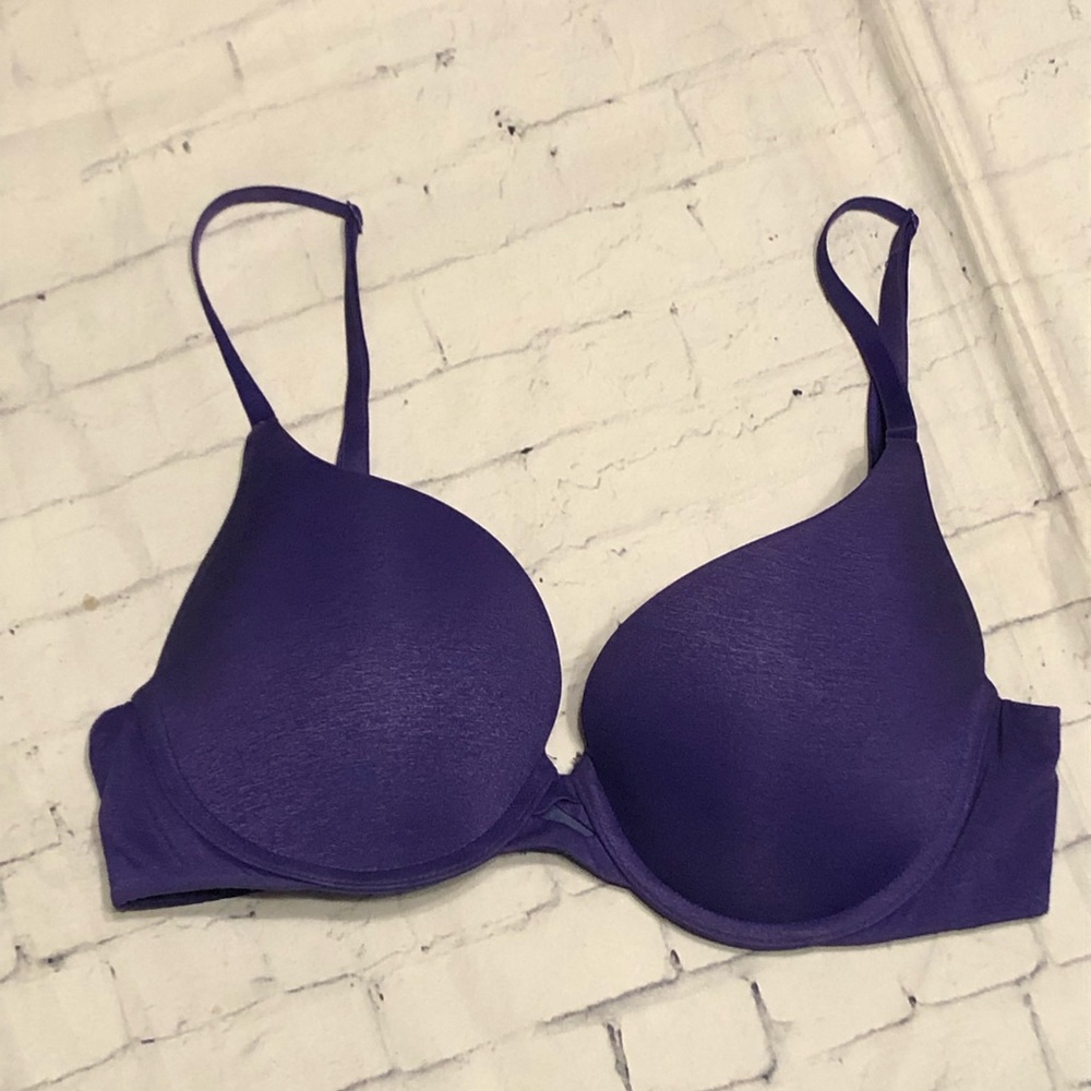Victoria’s Secret bra 34C perfect shape push up under wire GUC purple